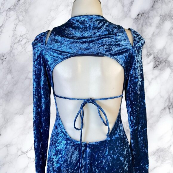 H:ours Rea Midi Dress in Navy - Picture 11 of 12